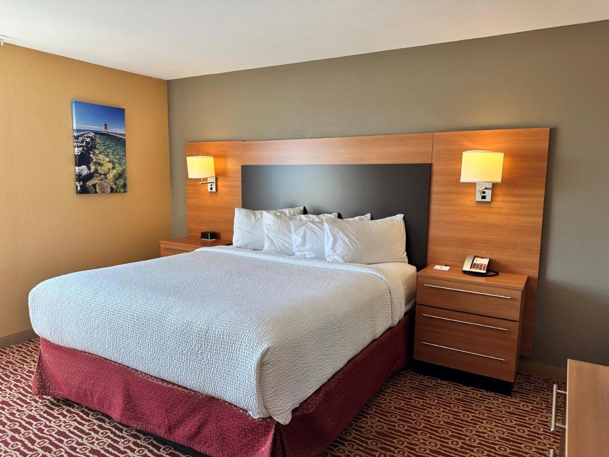 Towneplace Suites By Marriott Detroit Troy Eksteriør billede