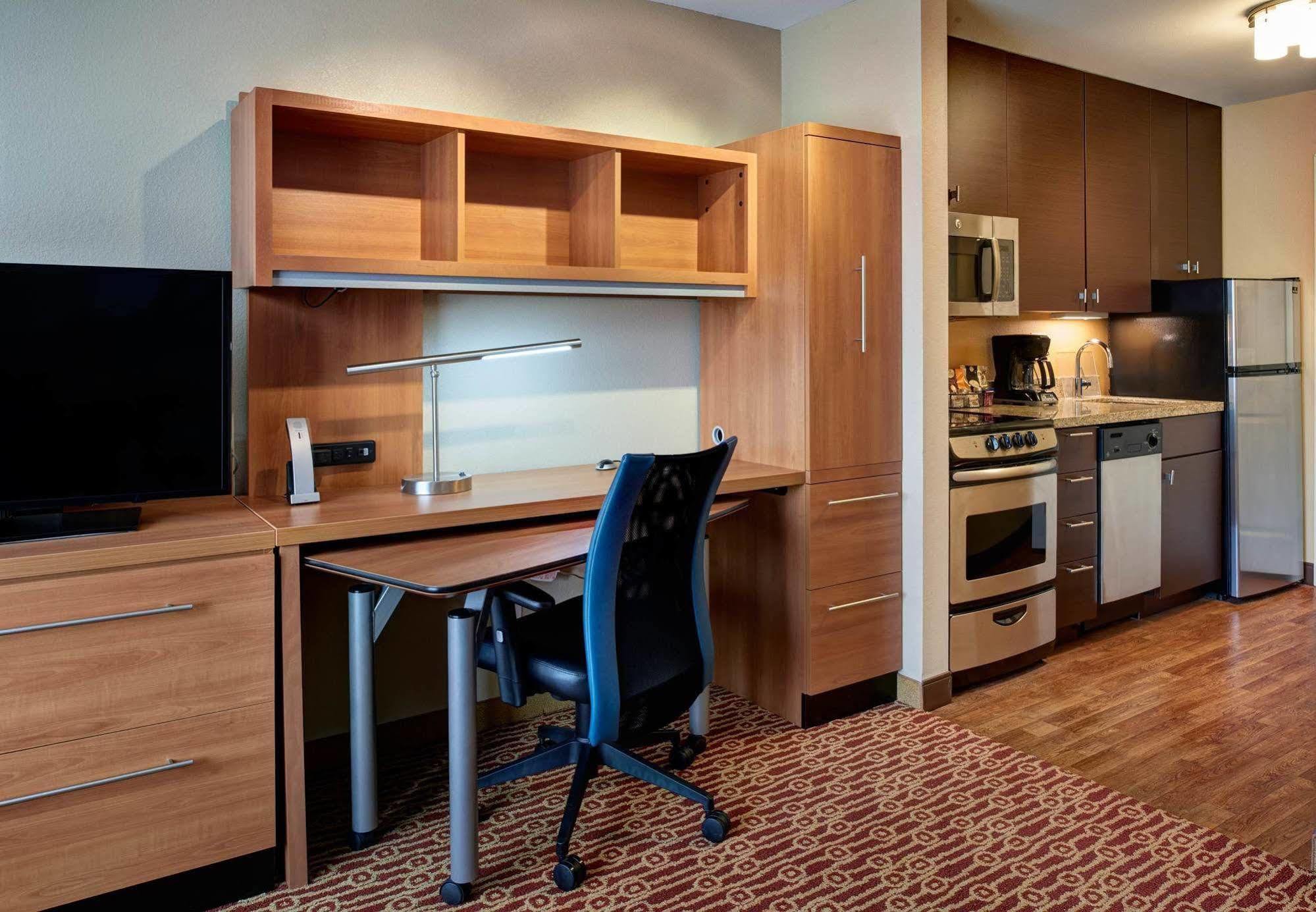 Towneplace Suites By Marriott Detroit Troy Eksteriør billede